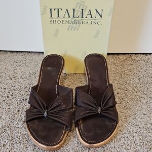 Italian Shoemakers Women's Brown Sandals Size 9